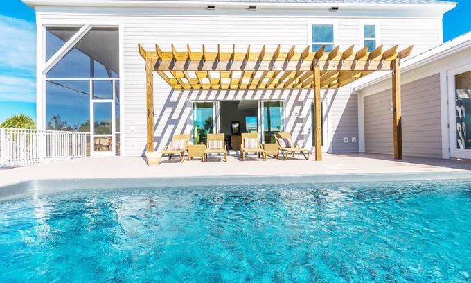 North Captiva House | VILLA IN THE AIR - 2 Golf Carts, Private Pool, Steps to the beach