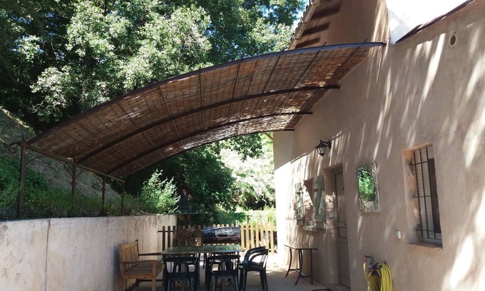 Saint-Jeannet House | Villa in the heart of a wooded environment. All comfort, calm, in 5mn of the conveniences