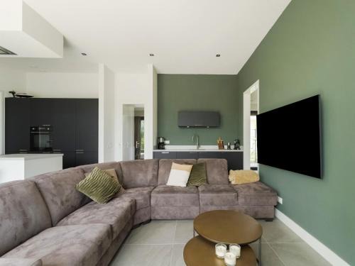 Zeewolde Villa | Villa in Zeewolde by Veluwemeer Beach, cleaning included