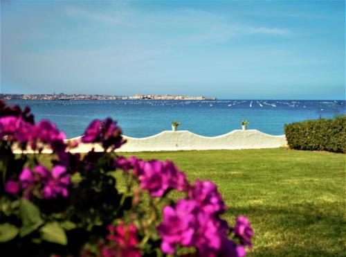 Syracuse Villa | Villa Incanto on the Sea