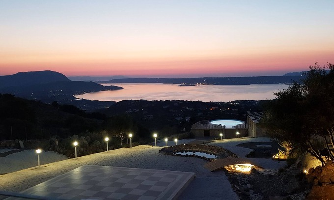 Drapanos Villa | Villa Infinity with Pool, Amazing Sea and Mountain Views and Totally Privacy