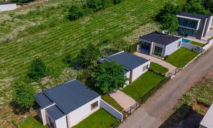 Telavi Villa | Villa Ipanema