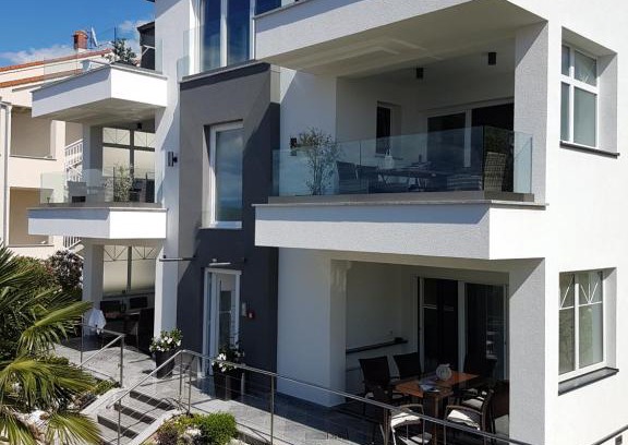 Malinska-Dubasnica Apartment | Villa Jeka, Malinska, Krk