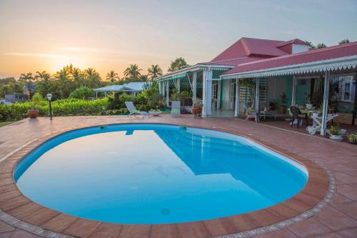 Sainte-Anne Villa | Villa Joland