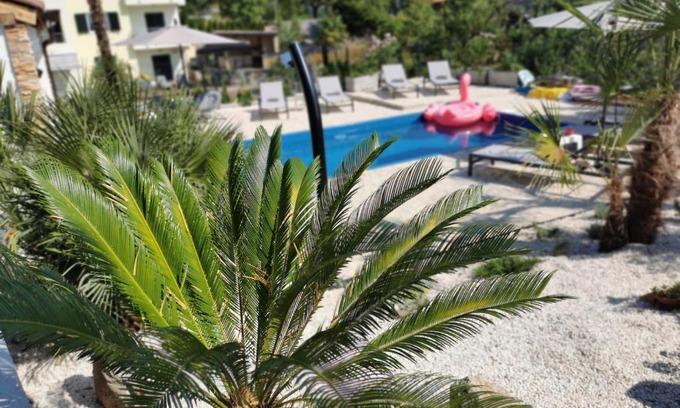 Pobri Villa | Villa Jolly