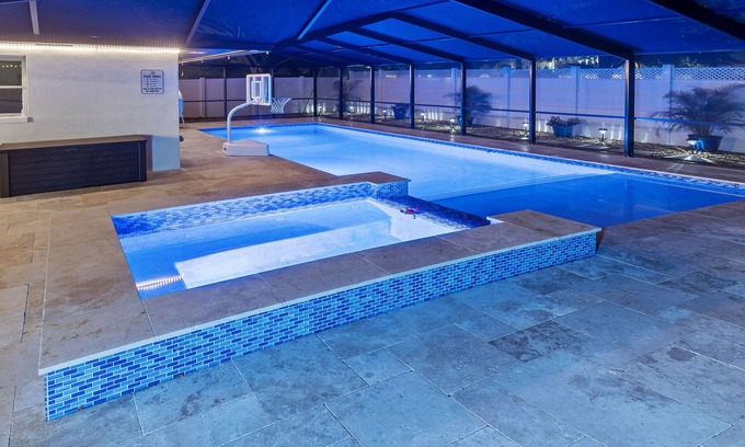 South Pinellas Community Council Cottage | Villa Kailāsa-Pool, 6 min drive to the Beach!