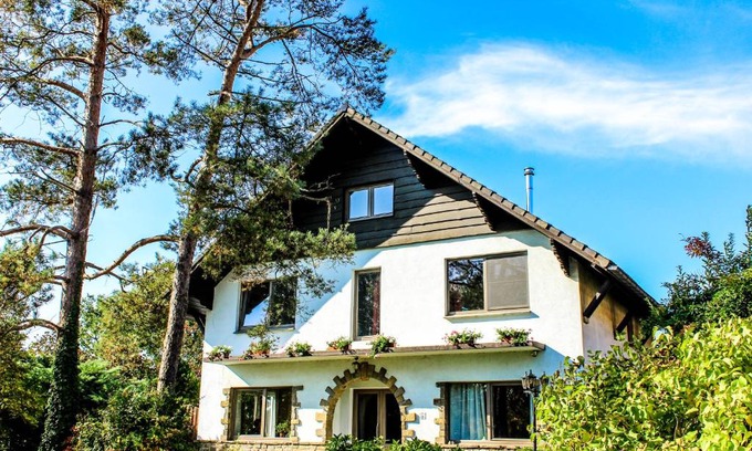 Borgloon Bed & Breakfast | Villa Kakelbont Borgloon