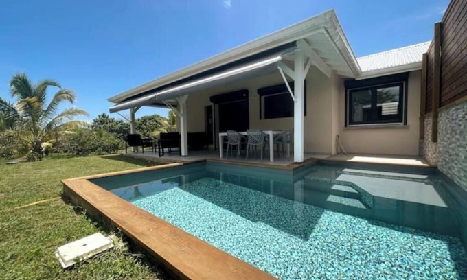 Destrellan Villa | Villa Kanisi 1 au Centre de L'ile