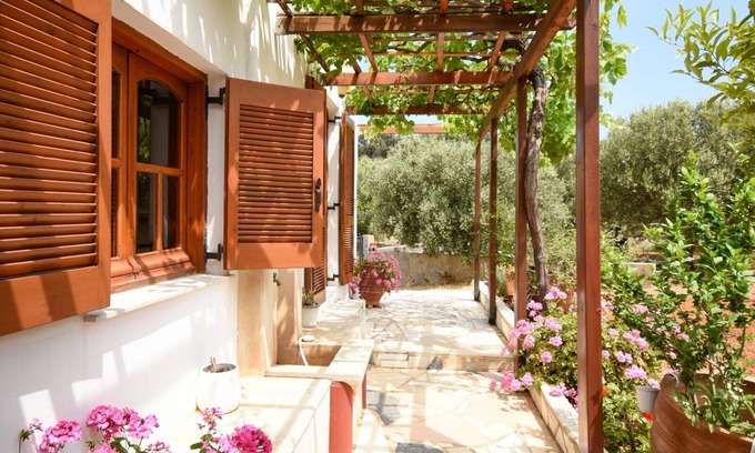 Sissi Villa | Villa Karmilos - A family Villa near the cretan sea and the mountains