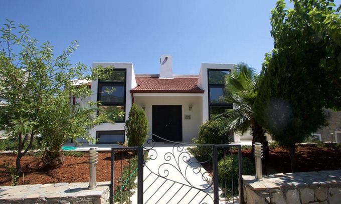 Kas Villa | Villa Katja, Yeniköy Kaş/Antalya Secluded beauty high above.