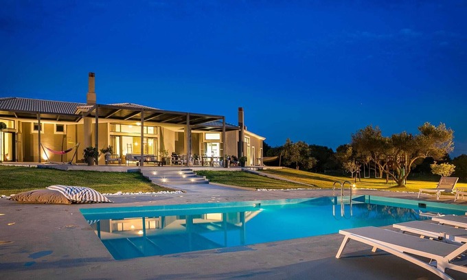 Sarlata Villa | Villa Katrin: Indulge in Luxury & Relaxation