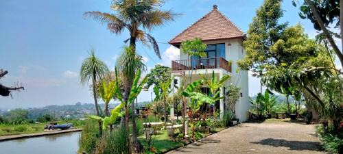 Dinoyo Villa | Villa Kebun Jeruk Syariah Malang by ecommerceloka
