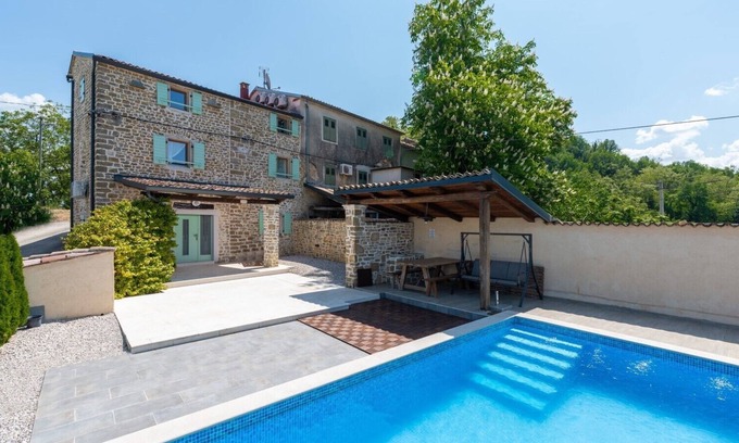 Sveti Bartol Villa | Villa Kiara in Motovun