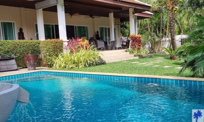 Ban Saiyuan Villa | Villa Koh Phangan LARGE PRIVATE POOL 3 BDR 3 Bth Near Beaches 6/7 Vacationers