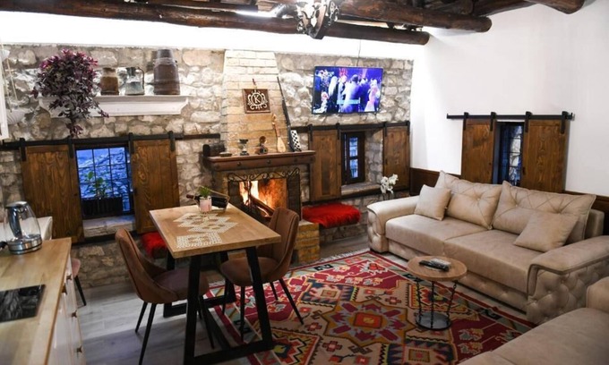 Berat Villa | Villa Kokoshi: An Extraordinary Experience In Berat Castle