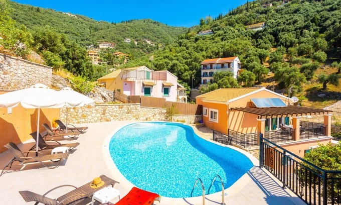 Katavolos Villa | Villa Konstantinos - Three Bedroom Villa, Sleeps 8