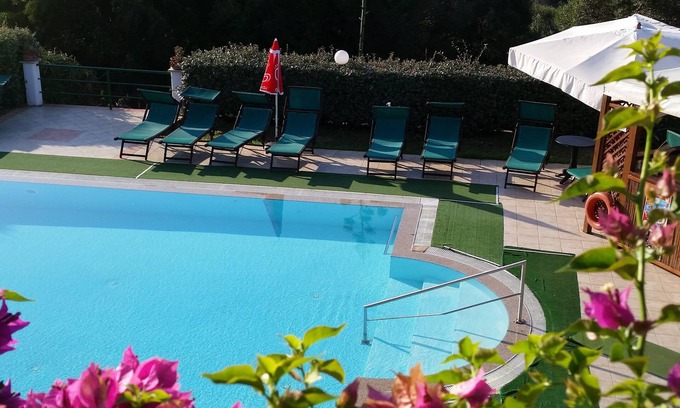 Santa Teresa di Gallura Villa | Villa La Liccia Misia :Comfort, hospitality and well-being for the whole family
