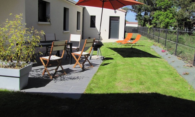Les Mathes House | Villa La Palmyre/Les Mathes Covered terrace garden Air conditioning WIFI RES SECURED