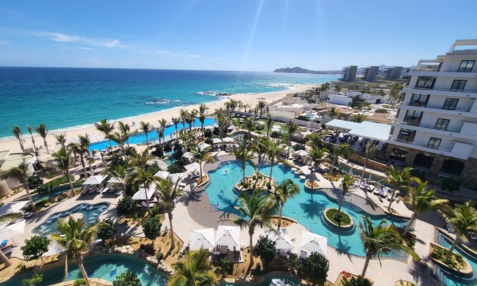 El Medano Ejidal Resort | Villa la Valencia, December 21st -28th, 4-bedroom Ocean Front Penthousen5-Star