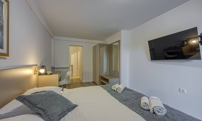 Rovinj Apartment | Villa Ladavac B&B/Deluxe Room A5 in Rovinj