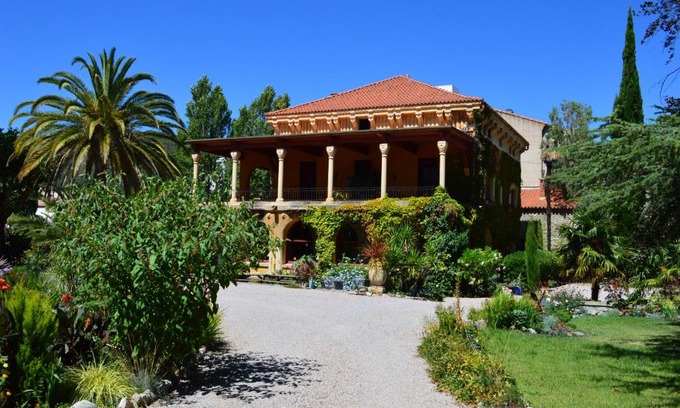 Prades Bed & Breakfast | Villa Lafabregue