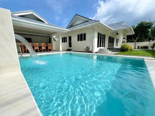 Thong Krut Villa | Villa Laguna Beach, Koh Samui