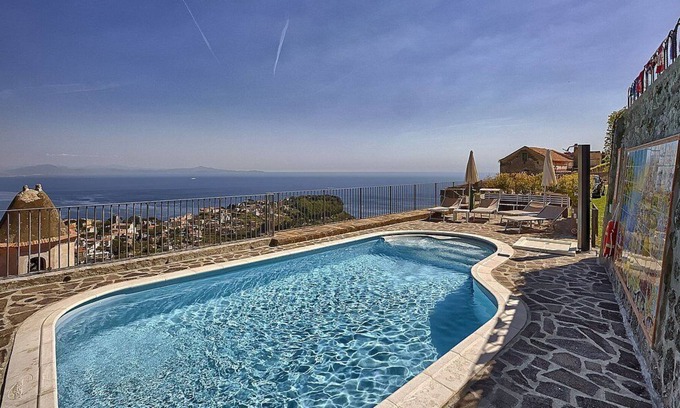 Scala Villa | Villa Laila Grande, fully refundable with voucher*: A charming two-story villa which faces the sun and the sea, with Free WI-FI.