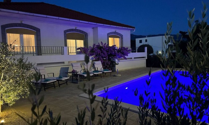 Barbat na Rabu Villa | Villa Lara - Rab by Villas Guide