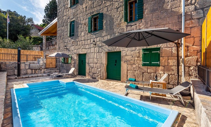 Stasevica Villa | Villa Lazini Dvori - Two Bedroom Stone House Villa with Private Pool