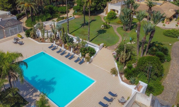 Marsala Villa | Villa Le Ciare, in Oasi naturale con piscina, campo golf, tennis, a 8km dal mare