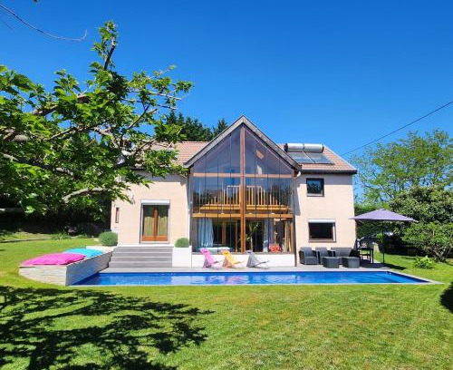 Jardin Villa | VILLA "Le Jardin" 4 étoiles - Piscine chauffée couloir 12m - Spa Balnéo Hammam - 4 Chambres dont une Love Room de 35m2 avec lit rond, vidéo projecteur Netflix, climatisation