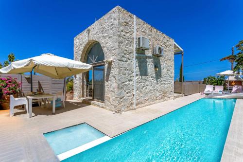 Kato Gouves Villa | Villa Lefkippos by Villa Plus