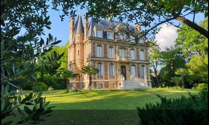 Chatou Villa | Villa les Tilleuls