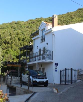 Petrovac Apartment | Villa Lime
