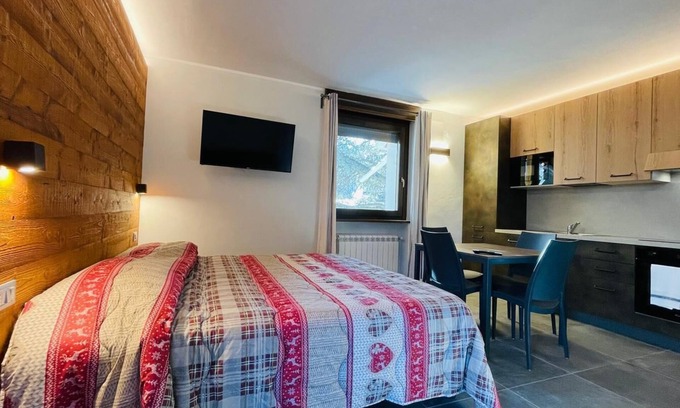 Bardonecchia Apartment | VILLA LINDA - Studio sleeps 2-3