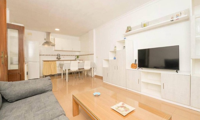 Cadiz Apartment | Villa Lola next to Playa Victoria.