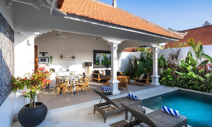 Seminyak Villa | Villa Louisa