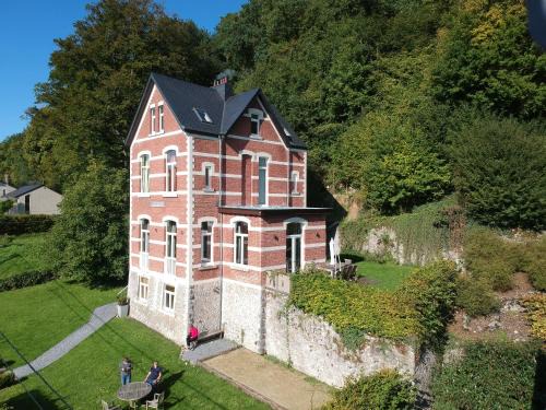 Bohon Villa | Villa Louise