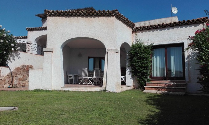 La Conia Villa | Villa Lu Nibaru 2 - 4 bedrooms, 4 bathrooms, sea view.