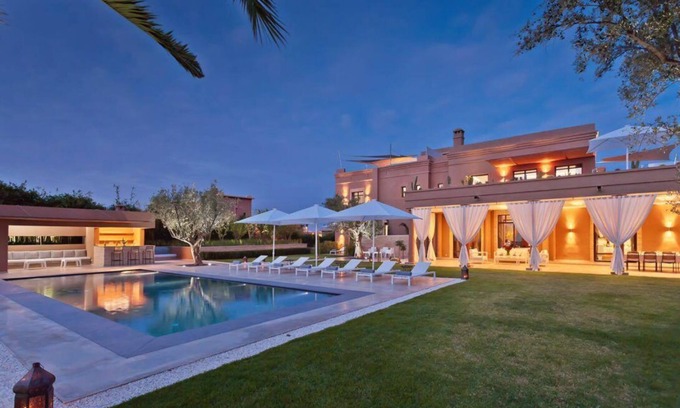 Tameslouht Villa | Villa Lumiere by J&J