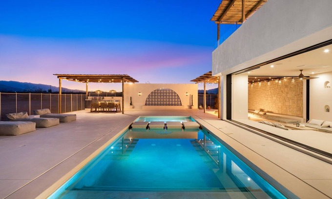 Joshua Tree House | Villa Luna | Ibiza villa w pool & rooftop deck
