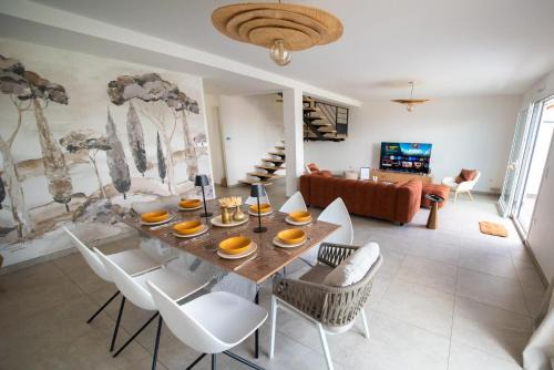 Amneville Villa | Villa Luxe La Bulle Dorée Spa jacuzzi privatif Amneville centre touristique