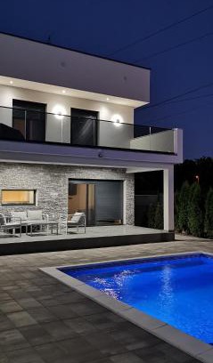 Mali Radic Villa | Villa LUXIA