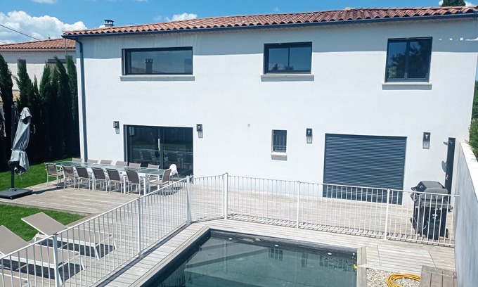Ales House | Villa Luxueuse Avec Piscine Pour Profiter du Climat du sud de la France