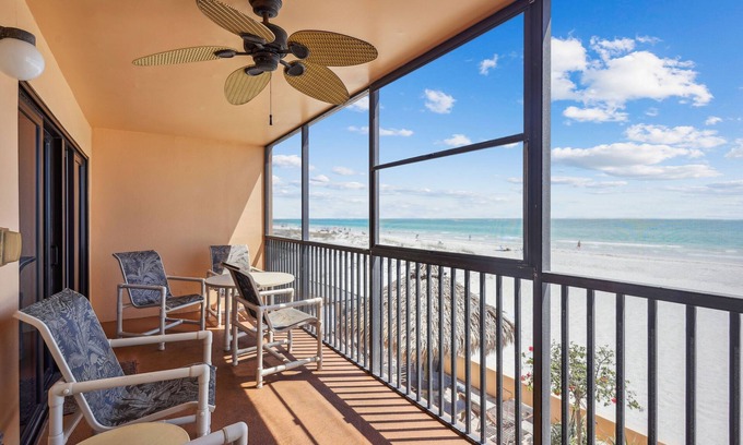 Madeira Beach Condo | Villa Madeira 202 Beautiful updates, breathtaking view, walk to John's Pass!