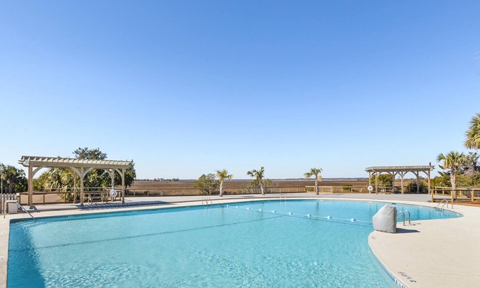 Oceanmarsh Subdivision House | Villa Ma’Kai: Waterfront for Nature Lovers-Upscale-Golf Cart-Stunning Views!
