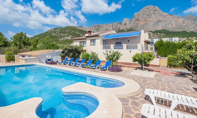 Polop Villa | Villa 'Mar Y Montaña La Marina' with Sea View, Private Pool and Air Conditioning