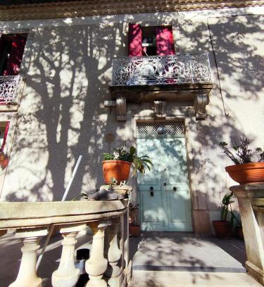 Lunas Bed & Breakfast | villa marguerite
