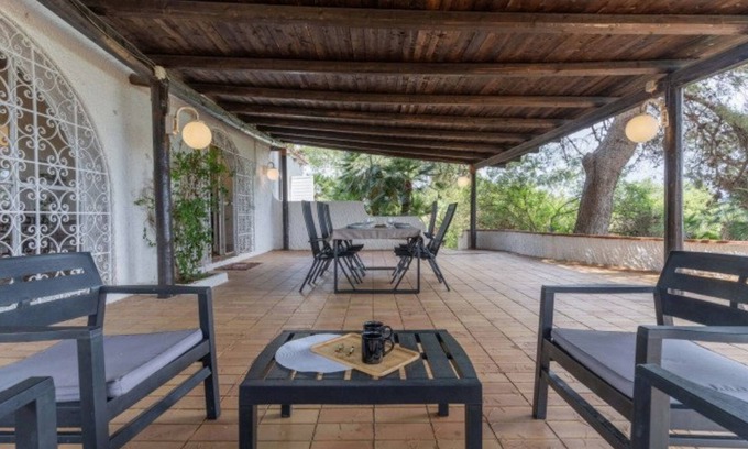 Alghero Villa | Villa Maria | 2 Bedrooms | Direct Sea Access | Furnished Porch with Dining Area | Alghero (Sassari) | Sardinia