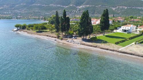 Melissopetra House | Villa Maria